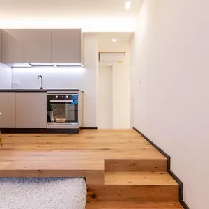 https://casa-da-suite-pynta.italymilanhotels.net