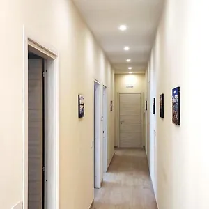 https://la-suite-tra-i-musei.hotels-amalfi.com